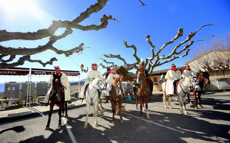 La Route Napoléon à Cheval