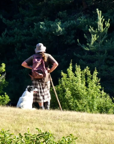 Avec un chien